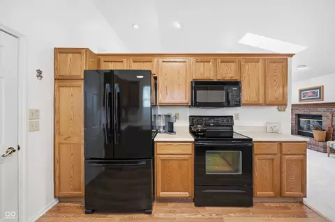 Kitchen - 159 Oxford Ave, Pendleton, IN 46064 photo 2 of 3