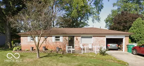 11377 Meadows Dr, Fishers, IN 46038