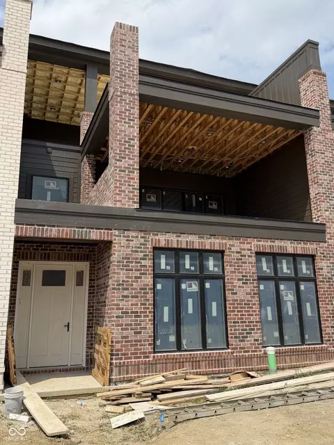 468 Village Green Dr, Carmel, IN 46032