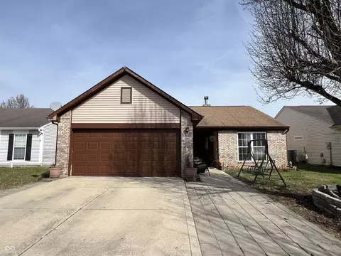 5341 Fishlake Dr, Indianapolis, IN 46254
