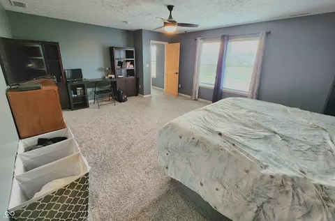 Bedroom - 1606 Huntzinger Blvd, Pendleton, IN 46064 photo 3 of 8