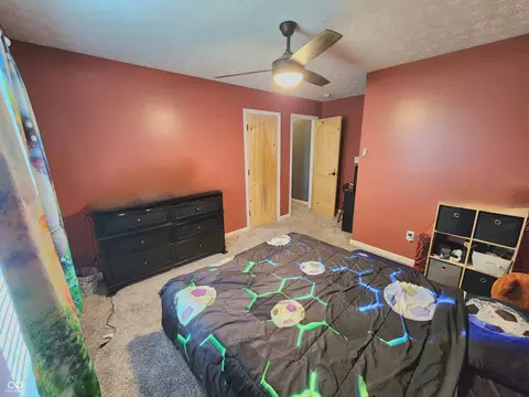 Bedroom - 1606 Huntzinger Blvd, Pendleton, IN 46064 photo 8 of 8