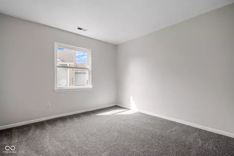 Bedroom - 3071 Shellbark Dr, Indianapolis, IN 46235 photo 5 of 7