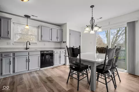 Kitchen - 3071 Shellbark Dr, Indianapolis, IN 46235 photo 2 of 2