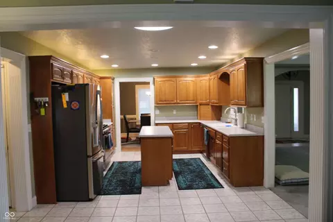Kitchen - 408 Steeplechase Dr, Auburn, IN 46706 photo 1 of 2