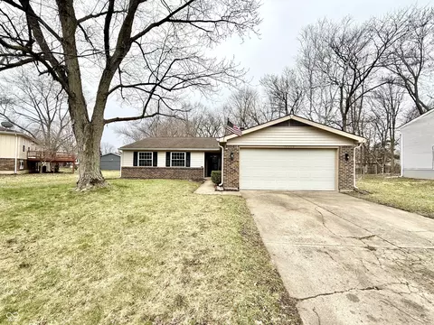 11303 Hartford Ln, Fishers, IN 46038