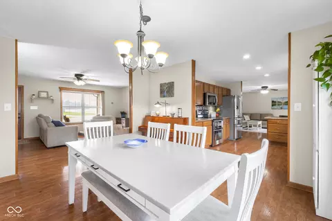 Dining - 7351 S Artesian Ct, Columbus, IN 47201 photo 1 of 2