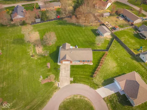 View/Area - 7351 S Artesian Ct, Columbus, IN 47201 photo 3 of 3