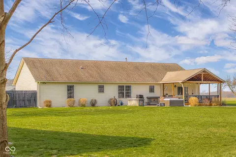 Other - 7351 S Artesian Ct, Columbus, IN 47201 photo 7 of 9