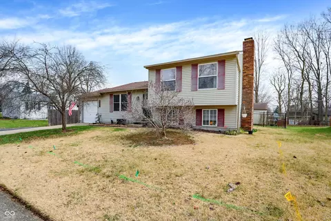 6839 Chauncey Dr, Indianapolis, IN 46221