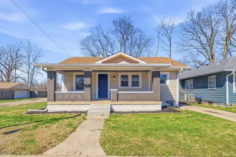 3674 Creston Dr, Indianapolis, IN 46222