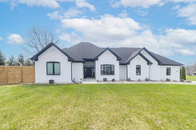1715 E Twin Oak Blvd, Greenfield, IN 46140