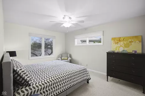 Bedroom - 301 Flatrock Dr, Columbus, IN 47201 photo 1 of 7