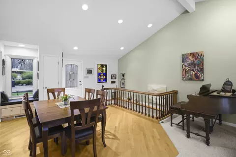 Dining - 301 Flatrock Dr, Columbus, IN 47201 photo 1 of 4