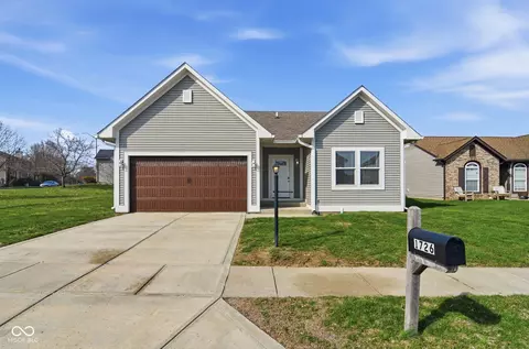 1726 River Shore Pkwy, Indianapolis, IN 46208