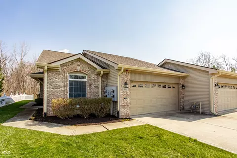 995 Kirkpatrick Pl #H, Greenfield, IN 46140