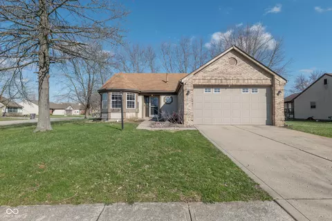 1243 Winding Hart Dr, Indianapolis, IN 46229
