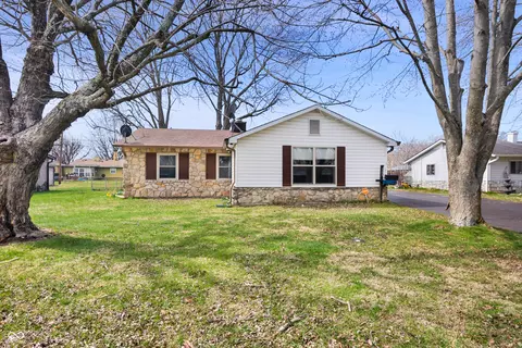188 Lynwood Dr, Whiteland, IN 46184