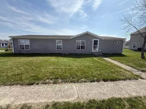 3363 Cessna Dr, Columbus, IN 47203
