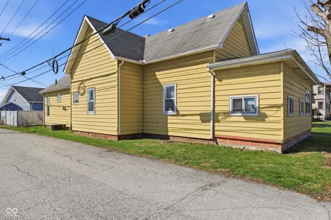 Exterior - 217 E Washington St, Tipton, IN 46072 photo 1 of 2