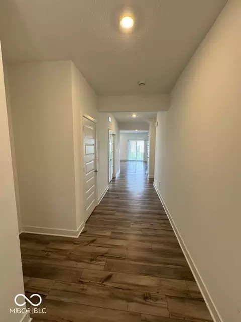 Entry Way - 8585 Tripp Rd, Pendleton, IN 46064 photo 1 of 2