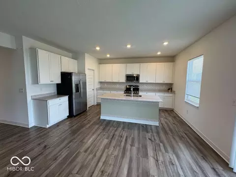 Kitchen - 8585 Tripp Rd, Pendleton, IN 46064 photo 2 of 4