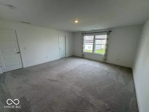 Bedroom - 8585 Tripp Rd, Pendleton, IN 46064 photo 2 of 10