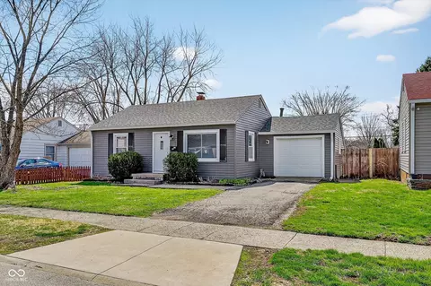 421 Fletcher Ln, Beech Grove, IN 46107