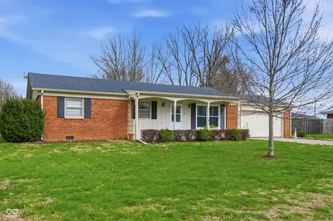 10 Estate St, Anderson, IN 46013