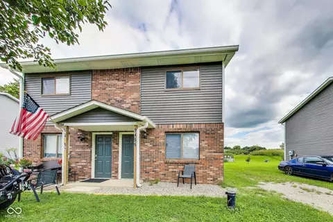 9455 9457 Huggin Hollow Rd, Martinsville, IN 46151