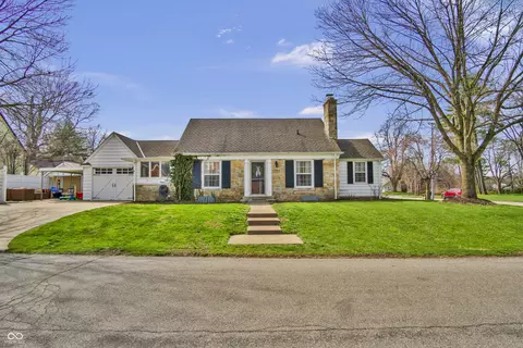 2245 Washington St, Columbus, IN 47201