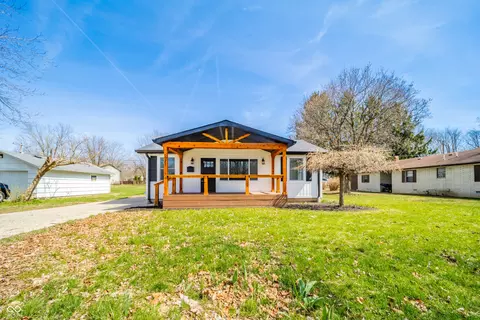 221 S Alfonte St, Ingalls, IN 46048