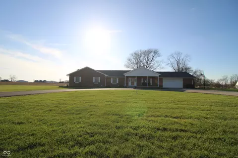 1181 S 350 E, Shelbyville, IN 46176