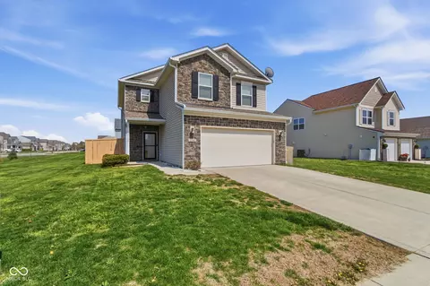 5760 White Pine Rd, Whitestown, IN 46075