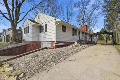 305 John St, Crawfordsville, IN 47933
