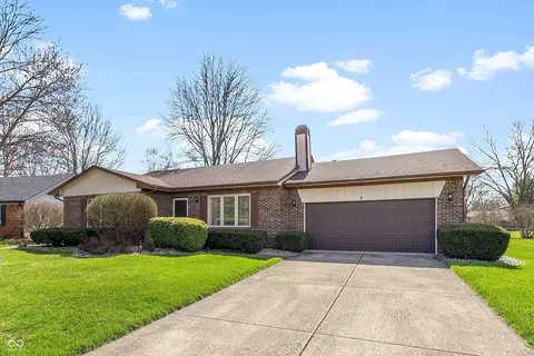 8431 Christiana Ln, Indianapolis, IN 46256