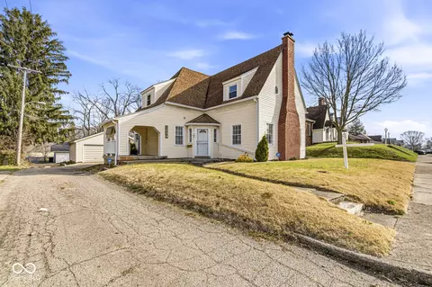 1634 W 11th St, Anderson, IN 46016