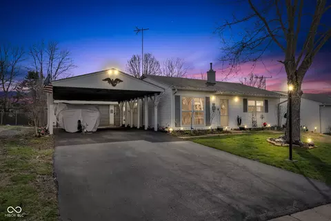649 Nelson Dr, Mooresville, IN 46158