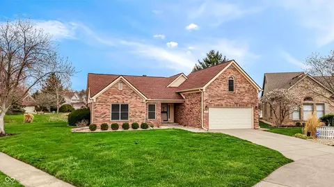 5186 Pursel Ln, Carmel, IN 46033