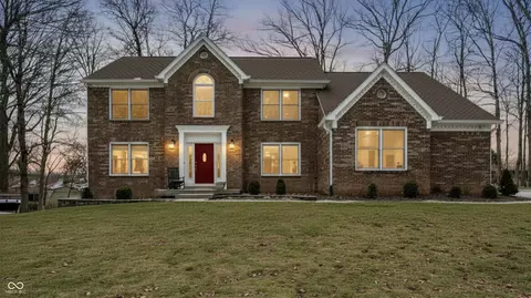 721 Howe Dr, Carmel, IN 46032