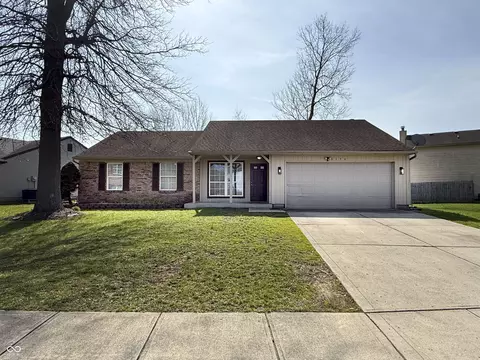 6350 Cooper Pointe Dr, Indianapolis, IN 46268