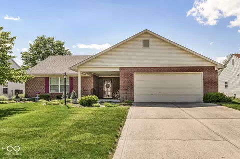 1914 Cross Willow Ln, Indianapolis, IN 46239