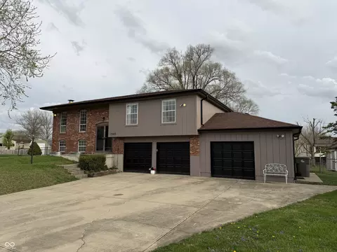 7545 Turnberry Ct, Indianapolis, IN 46237