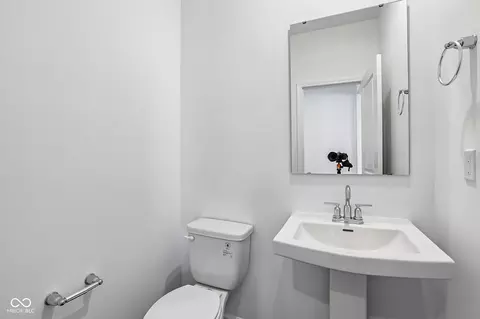 Bath - 9026 Anthem Ave, Plainfield, IN 46168 photo 1 of 2