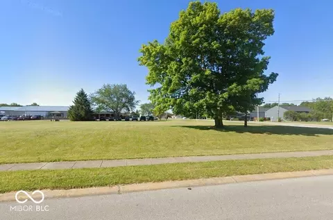 1935 Gladden Rd, Plainfield, IN 46168 photo 2