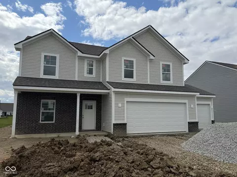 8141 Clary Ln, Pendleton, IN 46064
