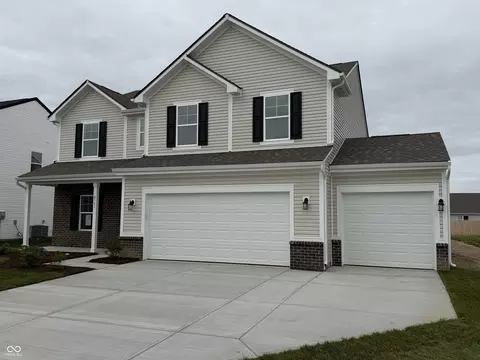 Exterior - 8141 Clary Ln, Pendleton, IN 46064 photo 2 of 3