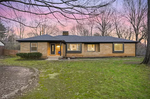 7911 Kimlough Dr, Indianapolis, IN 46240