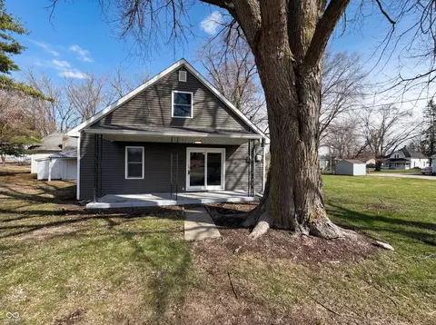 740 12 N Main St, Tipton, IN 46072