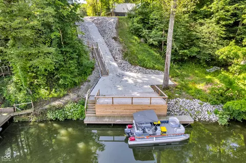 656 Jefferson Vly, Coatesville, IN 46121